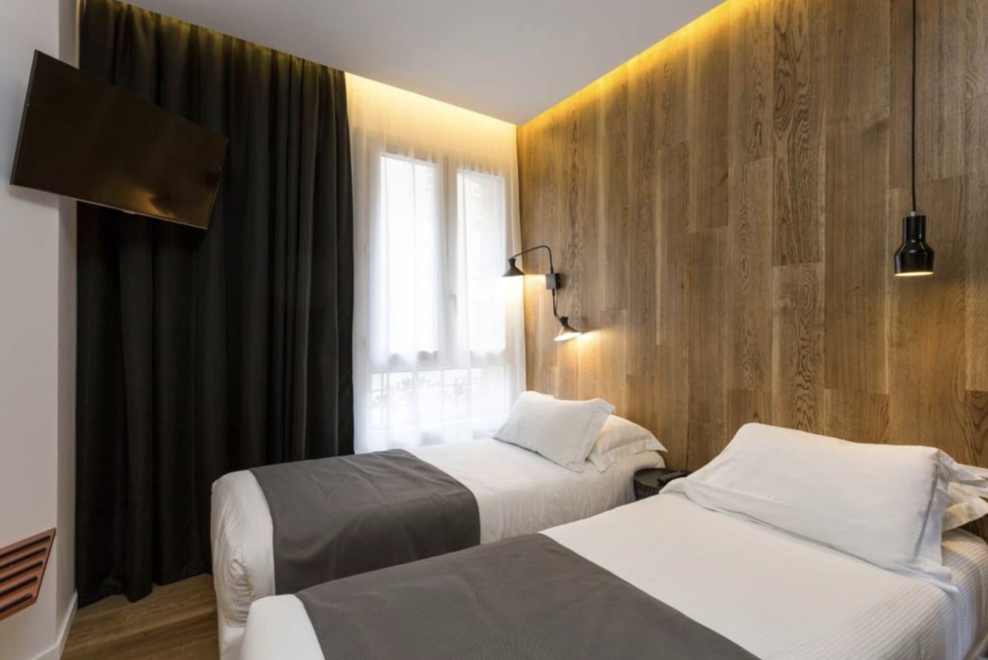 Atypik Hotel Clichy Eksteriør billede