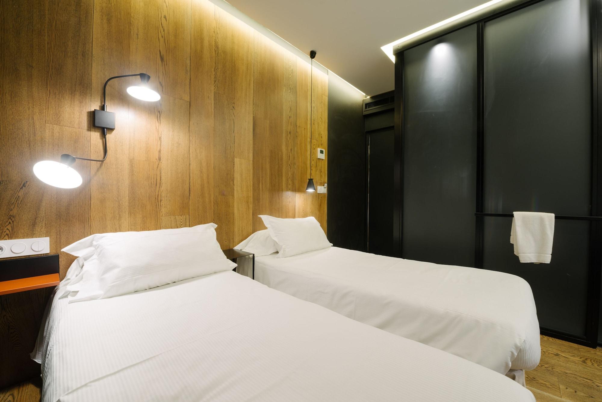 Atypik Hotel Clichy Eksteriør billede