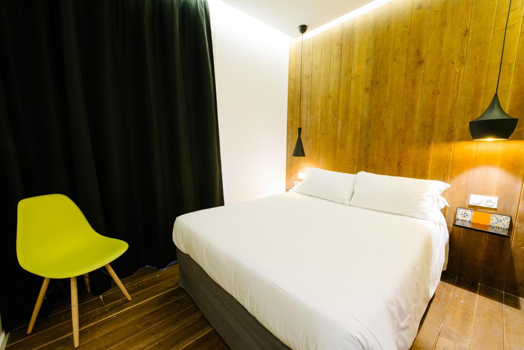 Atypik Hotel Clichy Eksteriør billede