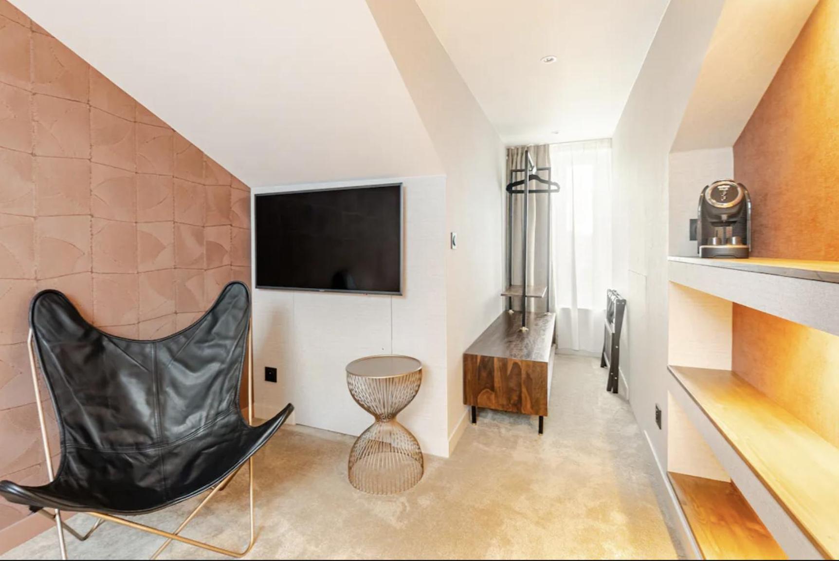 Atypik Hotel Clichy Eksteriør billede